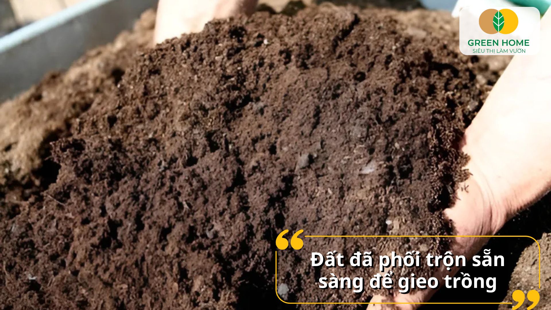 Đất trộn sẵn trồng cây giàu dinh dưỡng, thích hợp cho nhiều loại cây cảnh